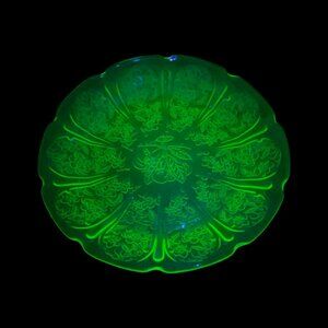 VTG Jeannette Uranium Depression Glass Cherry Blossom  7" Salad Plates-4 Lot